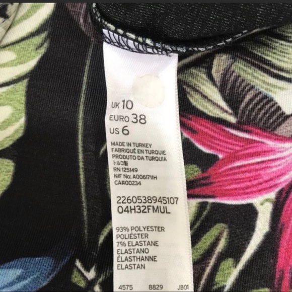 TOPSHOP FLORAL DRESS - Picture 10 of 10